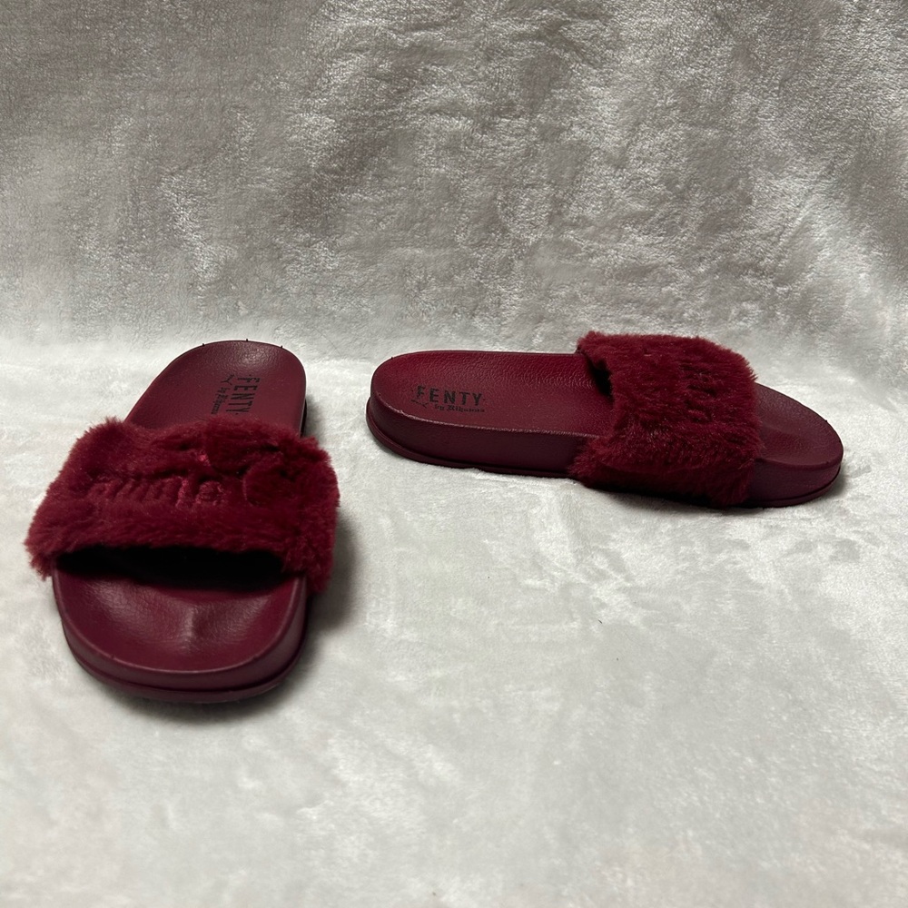 Women’s Puma Fenty Rihanna burgundy red faux Fur slip on Slides sandals 6.5 37
